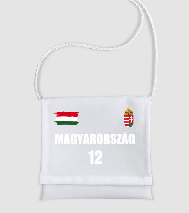  minta fehér pólón