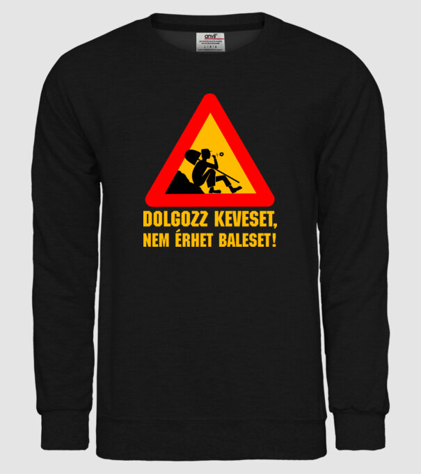  minta fekete pólón