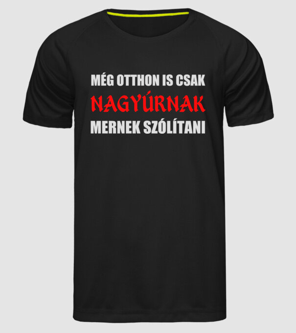  minta fekete pólón