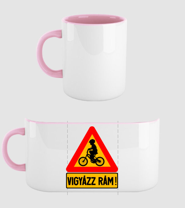  minta világos rózsaszín pólón