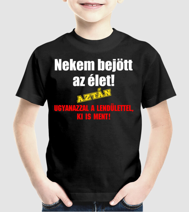  minta fekete pólón