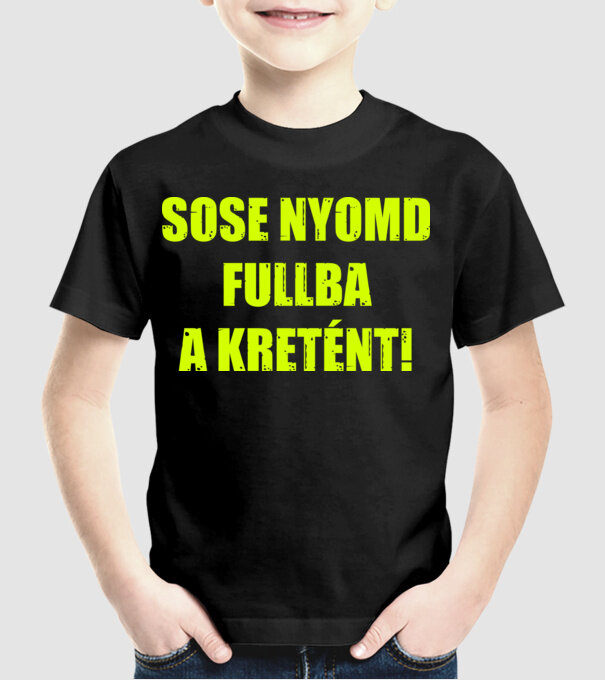  minta fekete pólón