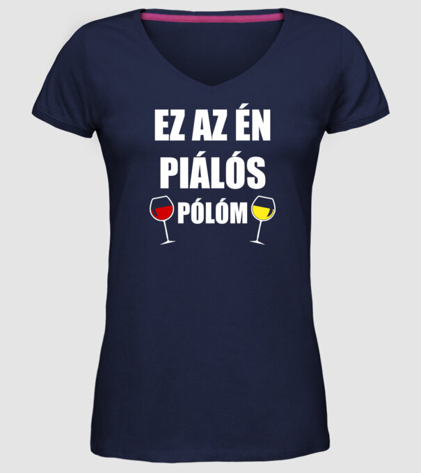  minta sötétkék pólón