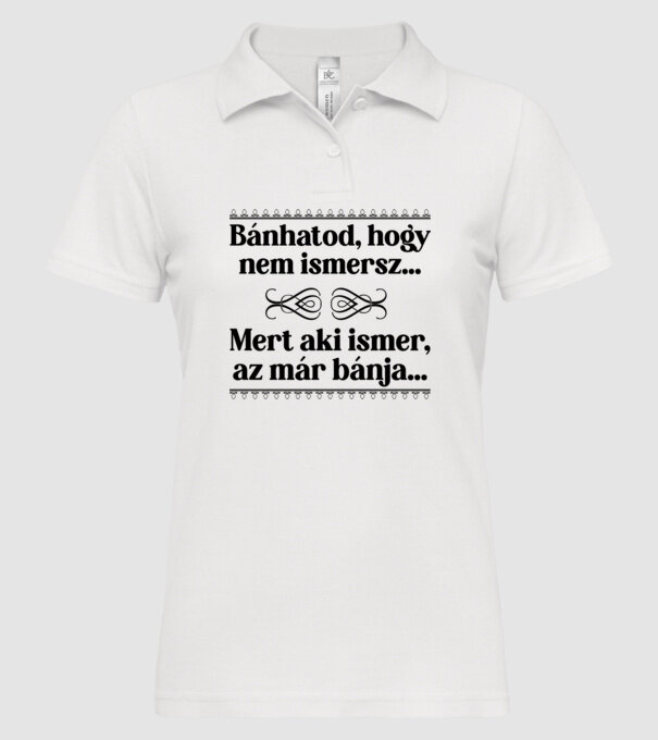  minta fehér pólón