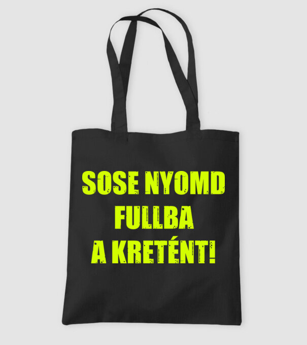  minta fekete pólón