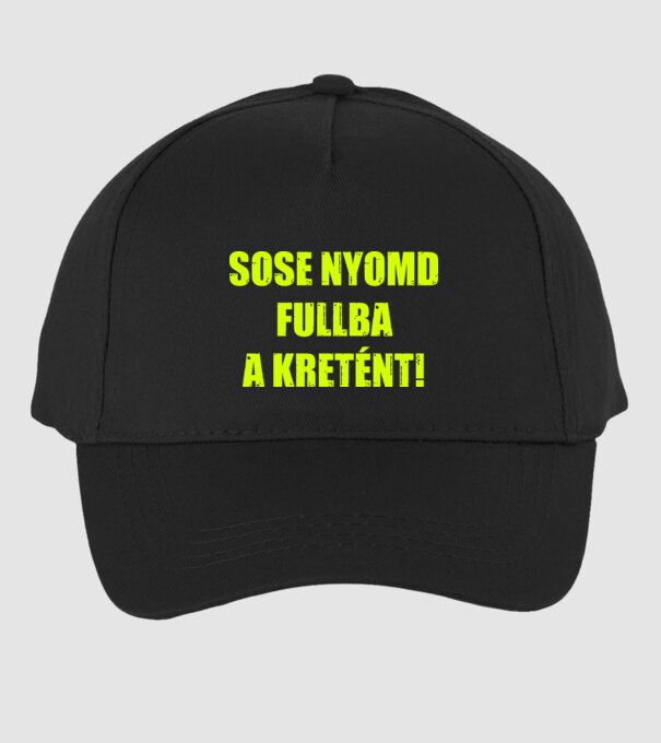  minta fekete pólón