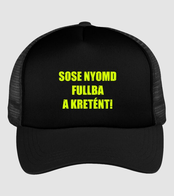  minta fekete pólón