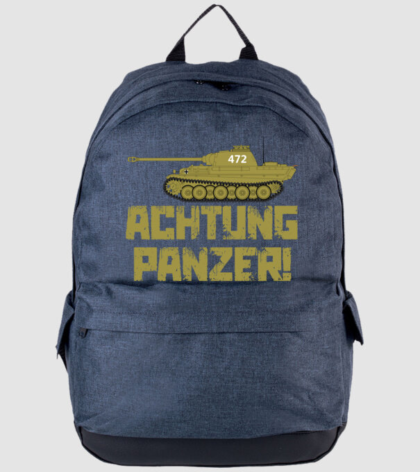  minta farmerkék pólón