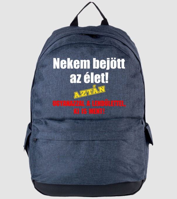  minta farmerkék pólón