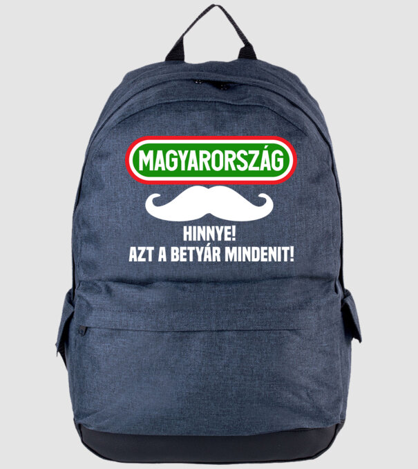  minta farmerkék pólón
