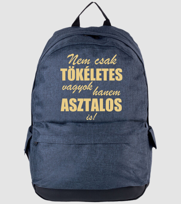  minta farmerkék pólón