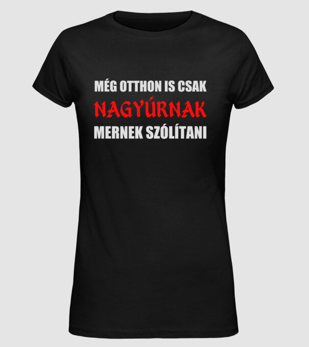  minta fekete pólón