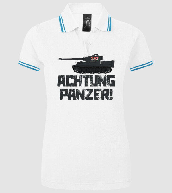  minta fehér pólón
