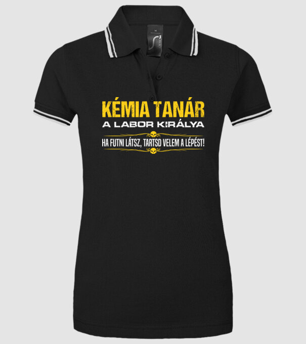  minta fekete pólón