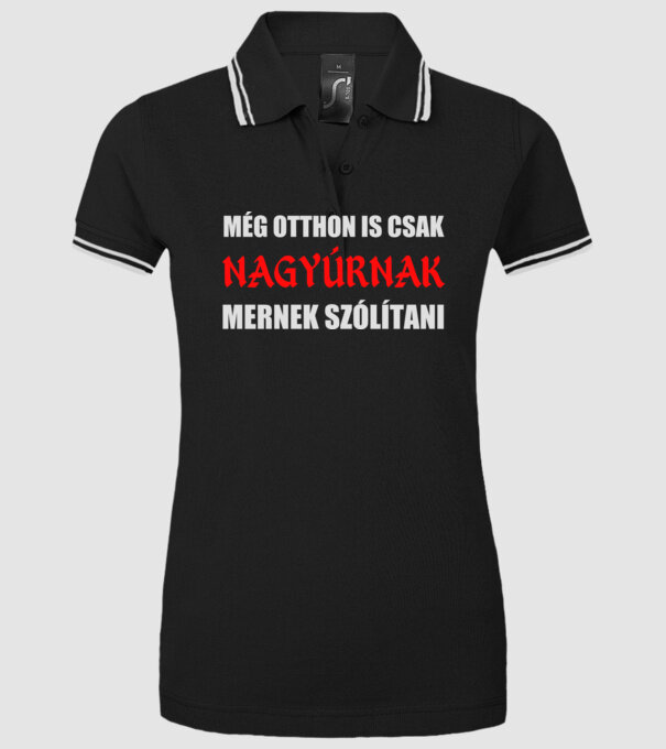  minta fekete pólón