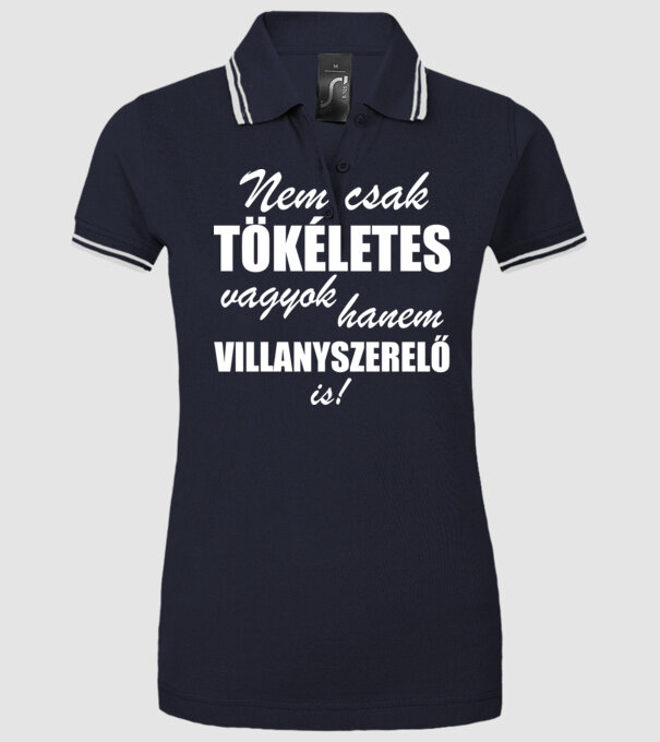  minta sötétkék pólón
