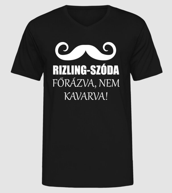  minta fekete pólón