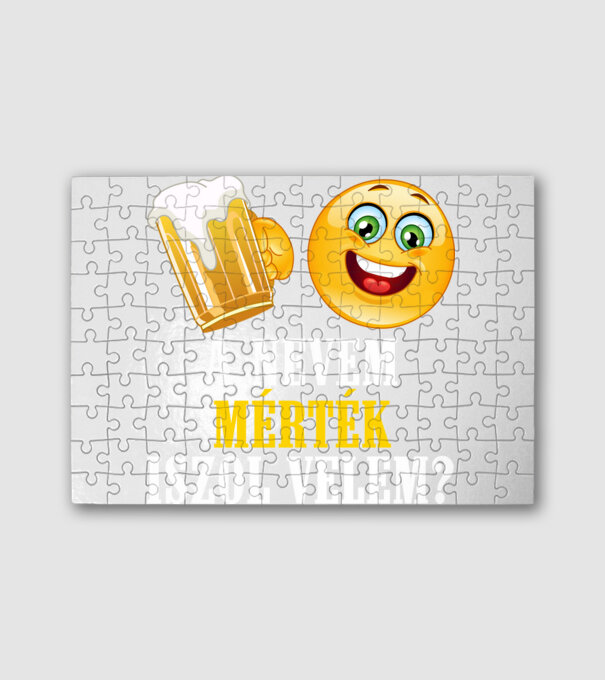  minta fehér pólón
