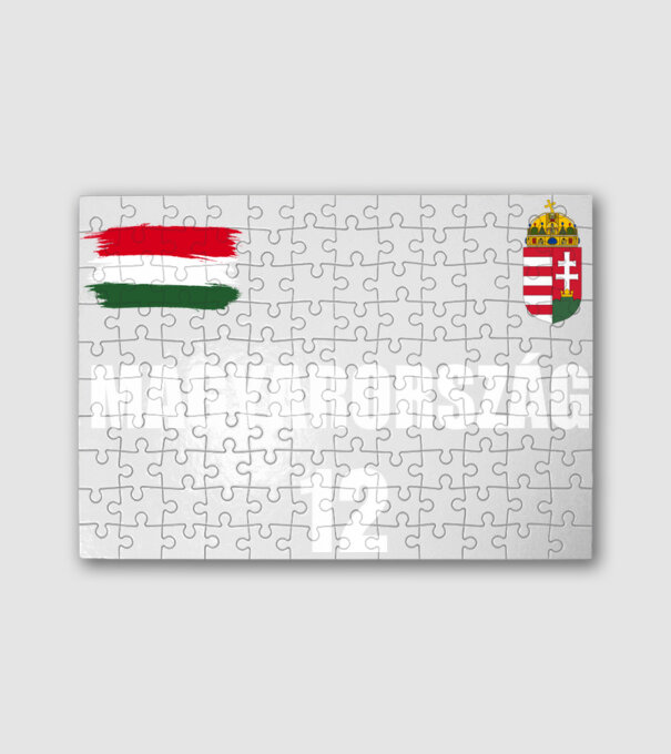  minta fehér pólón