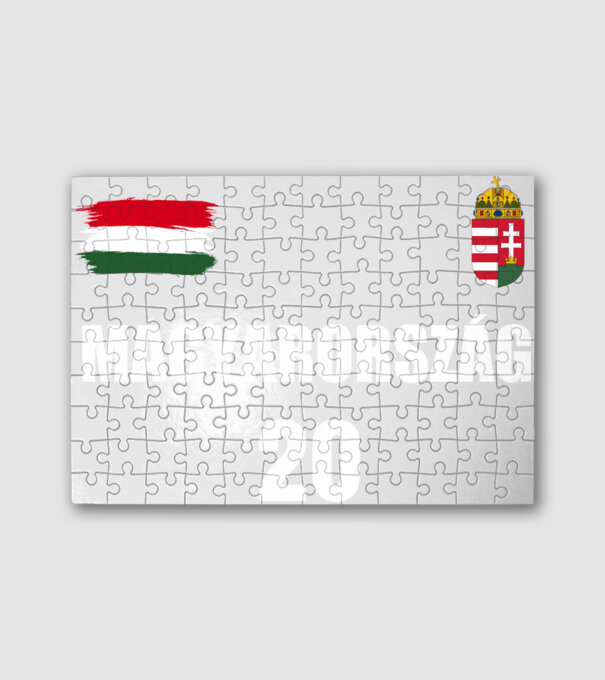  minta fehér pólón