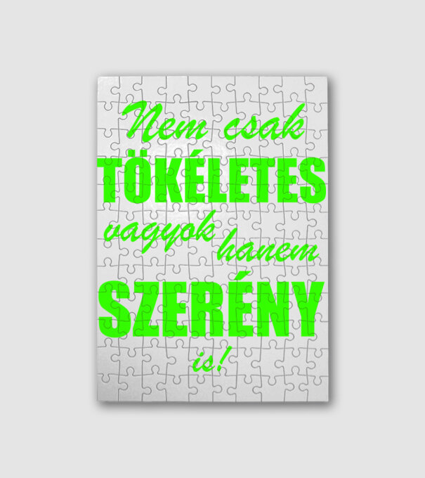  minta fehér pólón