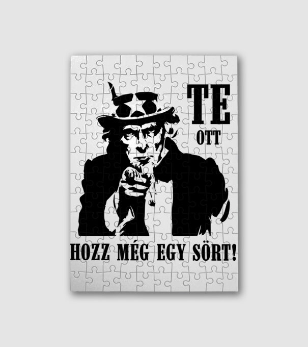  minta fehér pólón